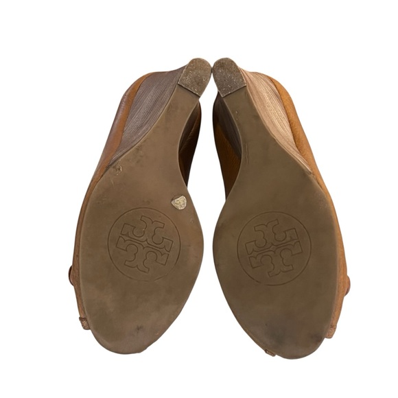 Tory Burch Selma Peep Toe Wedge in Brown Tan Tumbled Leather Women's Size 7.5 - Picture 9 of 14